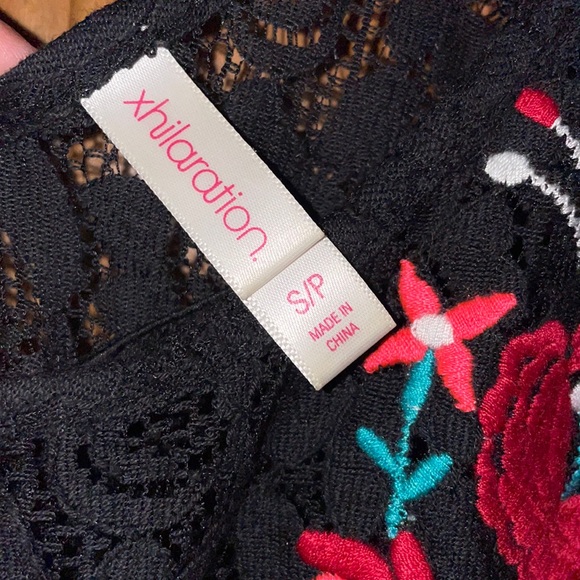 Black Laced High-Low Tank Dress - Picture 4 of 6